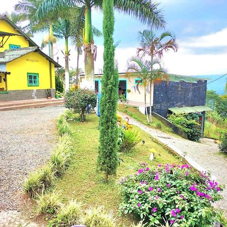 Hostel Finca Turistica Santa Clara Calarcá Exterior foto